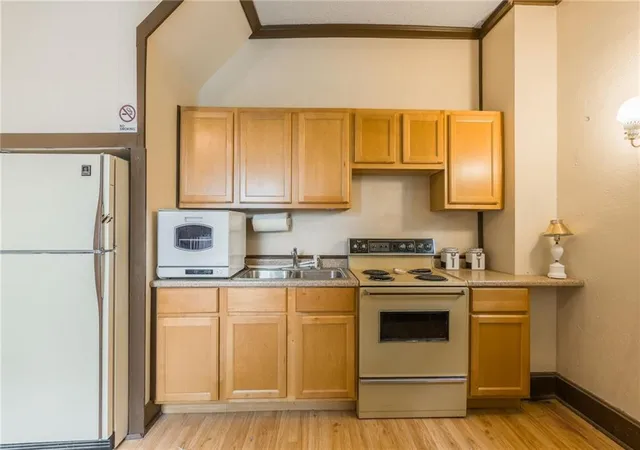 Photo 3 of Single family home for sale at 1321 South St, Lexington, MO 64067 | MLS# 2632252 | Listing updated on 2026-09-04