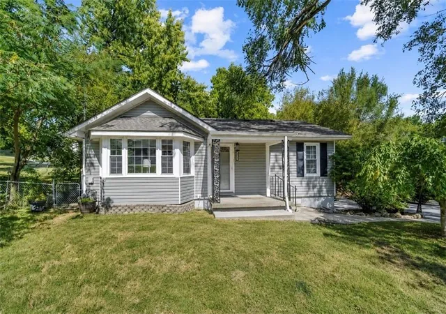 Photo 1 of Single family home for sale at 6240 Leavenworth Rd, Kansas City, KS 66104 | MLS# 2632272 | Listing updated on 2026-07-31