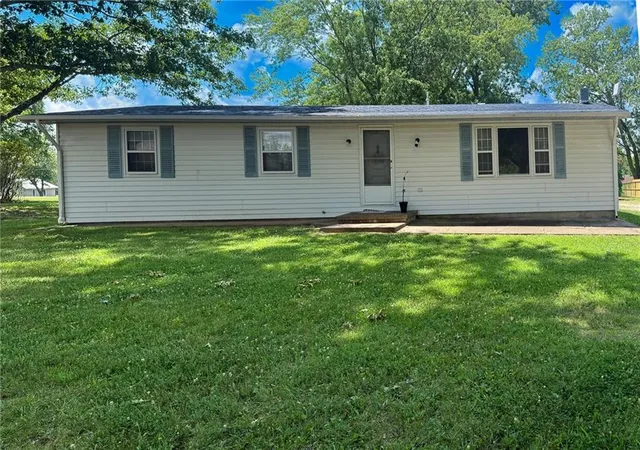 1st image of 1400 Rd, Nevada, MO 64772 | MLS# 2632273