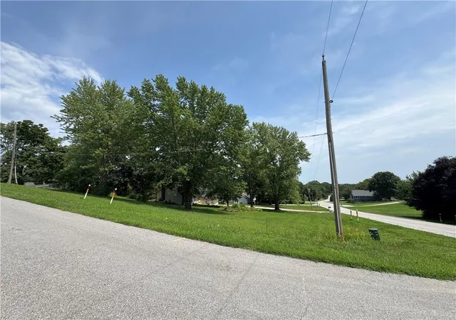 17th image of 508 Maple Ln, Lansing, KS 66043 | MLS# 2632281