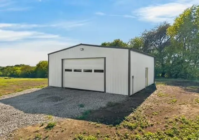 Photo 4 of Single family home for sale at 4724 Cr 127, Rosendale, MO 64483 | MLS# 2632283 | Listing updated on 2026-10-15