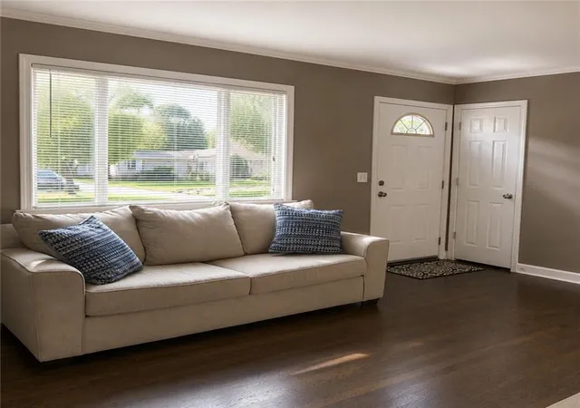 Photo 2 of Sale Pending at 4640 N Bristol Ave, Kansas City, MO 64117 | MLS# 2632290 | Listing updated on 2026-09-01