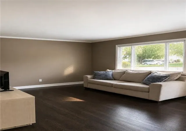 Photo 3 of Sale Pending at 4640 N Bristol Ave, Kansas City, MO 64117 | MLS# 2632290 | Listing updated on 2026-09-01