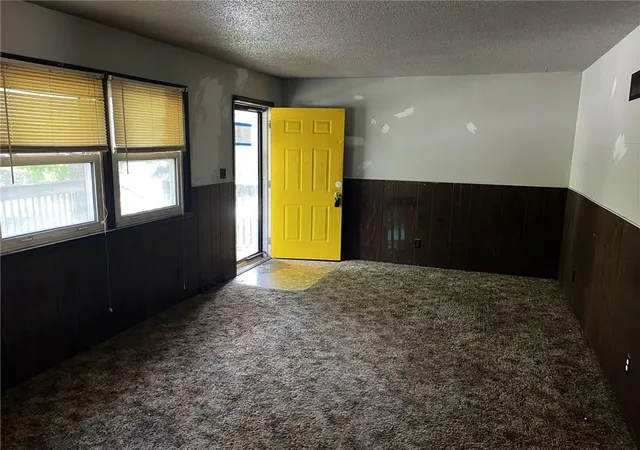 Photo 4 of Single family home for sale at 1204 Wornall Rd, Excelsior Springs, MO 64024 | MLS# 2632294 | Listing updated on 2026-07-20