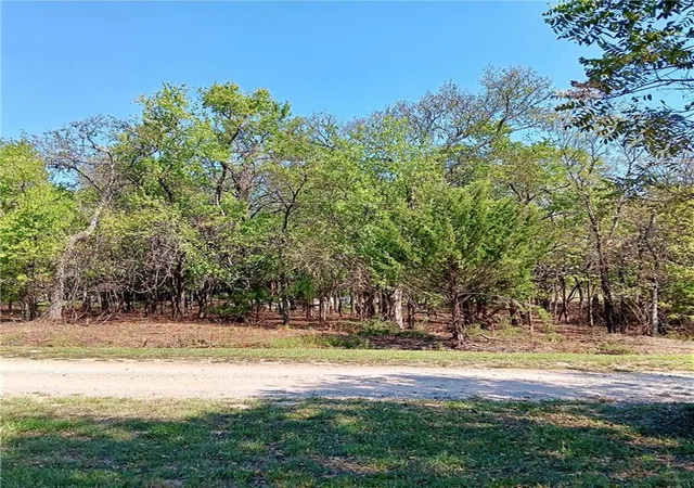Photo 2 of Land for sale at 89 And 93 Kansas Dr, Linn Valley, KS 66040 | MLS# 2632297 | Listing updated on 2026-09-24