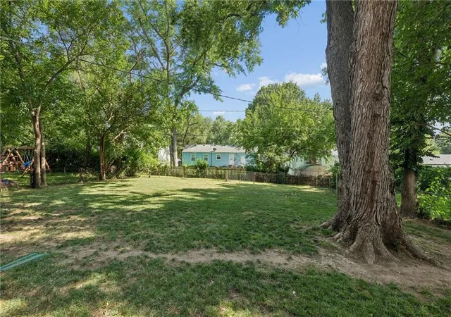 30th image of 11507 W 69th St, Shawnee, KS 66203 | MLS# 2632298