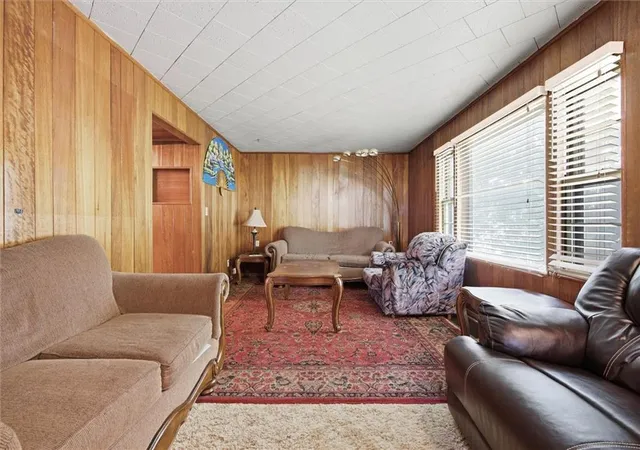Photo 3 of Single family home for sale at 3914 Sunrise Dr, Kansas City, MO 64123 | MLS# 2632300 | Listing updated on 2026-09-01
