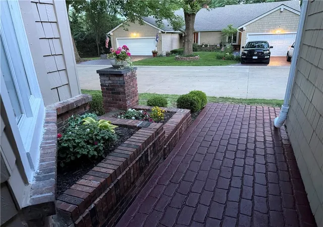 Photo 3 of Multi family home for sale at 4 W 127th Street, Kansas City, MO 64145 | MLS# 2632303 | Listing updated on 2026-09-01