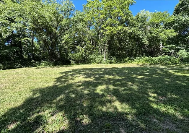 4th image of 7035 Holliday Dr, Kansas City, KS 66106 | MLS# 2632312