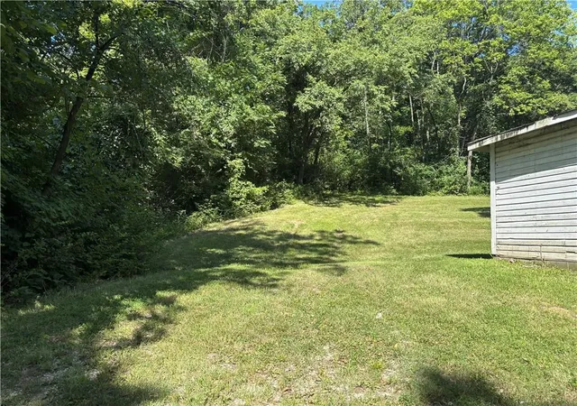 5th image of 7035 Holliday Dr, Kansas City, KS 66106 | MLS# 2632312