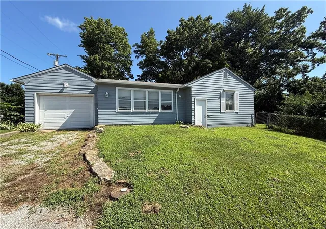 Photo 1 of Sale Pending at 1300 N State Route 7 Hwy, Pleasant Hill, MO 64080 | MLS# 2632316 | Listing updated on 2026-07-31