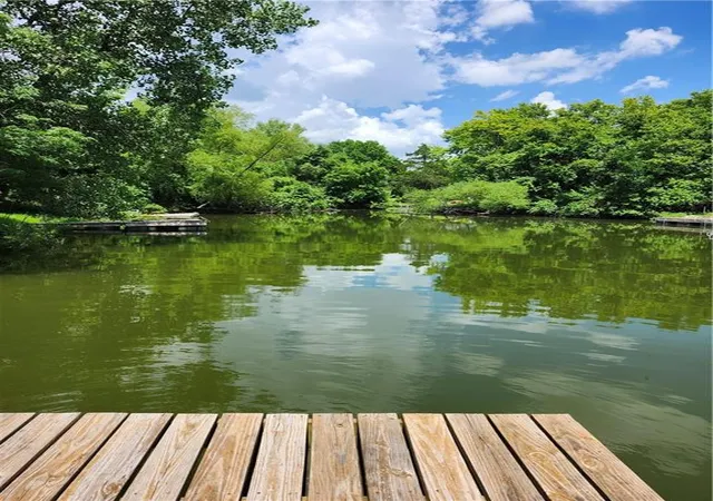 1st image of 10 Deepwoods Dr, Linn Valley, KS 66040 | MLS# 2632330