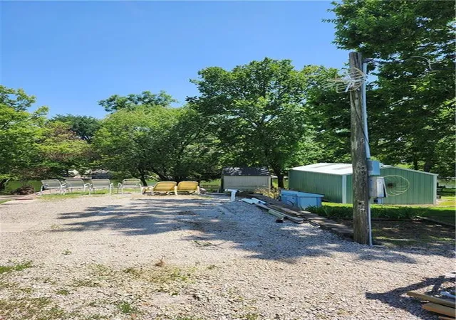 3rd image of 10 Deepwoods Dr, Linn Valley, KS 66040 | MLS# 2632330