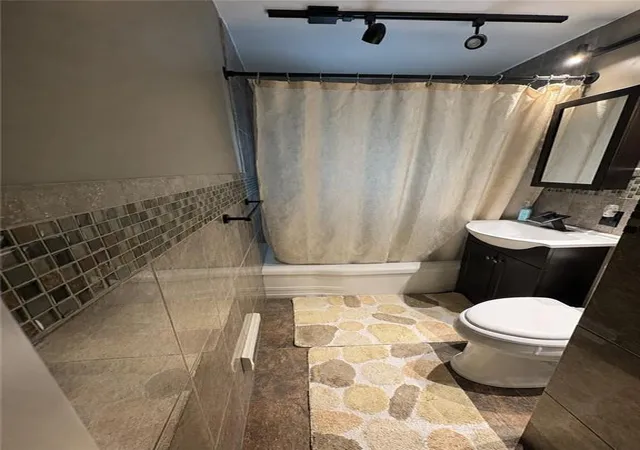 Photo 16 of Single family home for sale at 7918 Evanston Ave, Raytown, MO 64138 | MLS# 2632339 | Listing updated on 2026-09-01