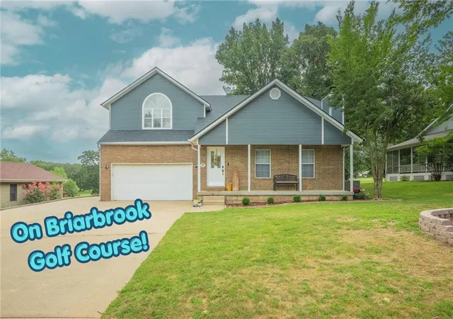 Photo 1 of Single family home for sale at 212 Lakeview Ln, Carl Junction, MO 64834 | MLS# 2632353 | Listing updated on 2026-10-07