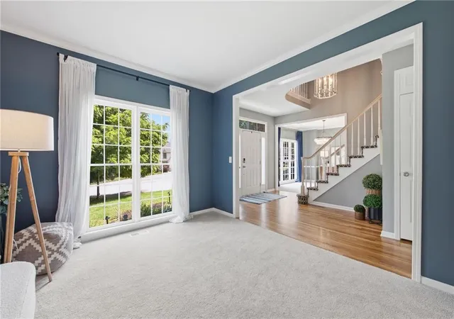Photo 4 of Sale Pending at 5404 Meadow Lake, Parkville, MO 64152 | MLS# 2632355 | Listing updated on 2026-09-05