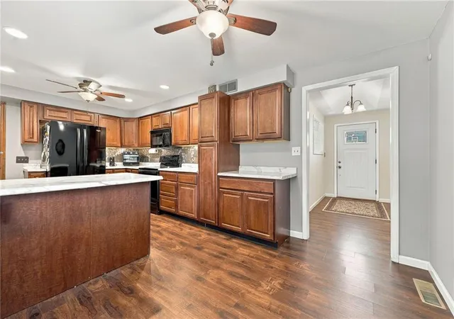 Photo 1 of Single family home for sale at 6728 Manchester Ave, Kansas City, MO 64133 | MLS# 2632356 | Listing updated on 2026-10-06