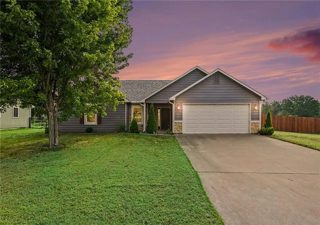 Photo 1 of Single family home for sale at 747 S Beech St, Ottawa, KS 66067 | MLS# 2632382 | Listing updated on 2026-09-26