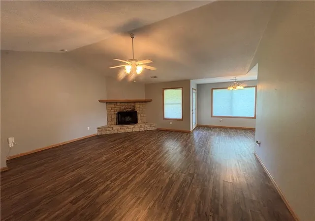 2nd image of 747 S Beech St, Ottawa, KS 66067 | MLS# 2632382