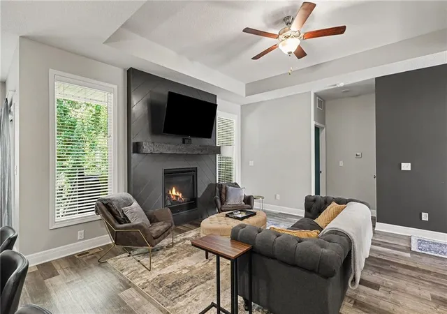 Photo 4 of Sale Pending at 2412 NW Peekaboo Ct, Blue Springs, MO 64015 | MLS# 2632418 | Listing updated on 2026-08-12