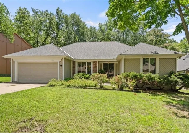 Photo 1 of Sale Pending at 11715 W 102nd Terrace, Overland Park, KS 66214 | MLS# 2632424 | Listing updated on 2026-08-28