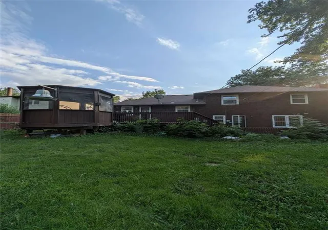 Photo 2 of Single family home for sale at 10709 Beacon Ave, Kansas City, MO 64124 | MLS# 2632444 | Listing updated on 2026-09-05