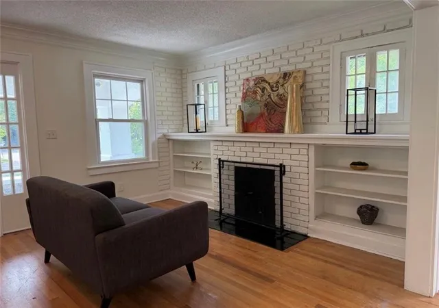 Photo 5 of Single family home for sale at 5001 Paseo Blvd, Kansas City, MO 64110 | MLS# 2632445 | Listing updated on 2026-09-01
