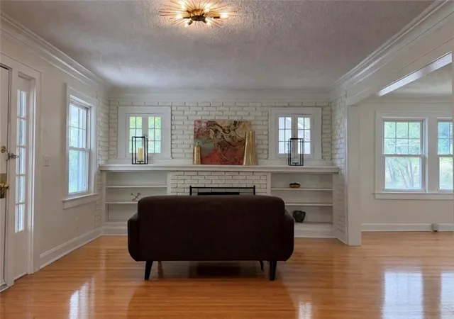 Photo 4 of Single family home for sale at 5001 Paseo Blvd, Kansas City, MO 64110 | MLS# 2632445 | Listing updated on 2026-09-01