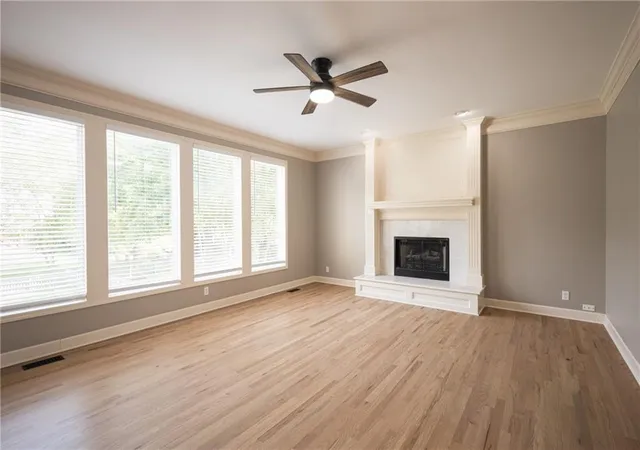 Photo 4 of Sale Pending at 2412 SW Winterwood Ct, Lee's Summit, MO 64081 | MLS# 2632467 | Listing updated on 2026-09-07