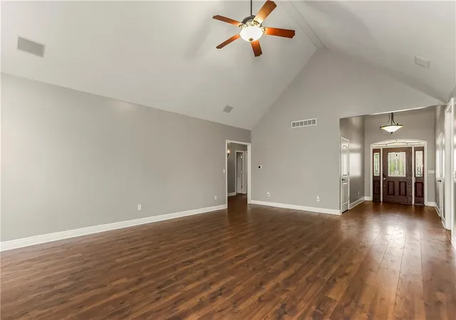 Photo 4 of Single family home for sale at 7514 S Buckner Tarsney Rd, Grain Valley, MO 64029 | MLS# 2632471 | Listing updated on 2026-09-24