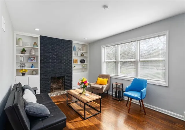 Photo 3 of Single family home for sale at 5030 Paseo Blvd, Kansas City, MO 64110 | MLS# 2632473 | Listing updated on 2026-09-03