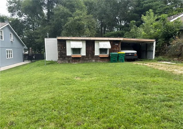 Single family home for sale at 2905 S 50th Street, Kansas City, KS 66106 | MLS# 2632483