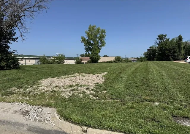 Photo 4 of Land for sale at 623 E Young Ave, Warrensburg, MO 64093 | MLS# 2632484 | Listing updated on 2026-07-21