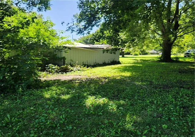 Photo 5 of Land for sale at 200 W 5th Street, Henrietta, MO 64036 | MLS# 2632485 | Listing updated on 2026-08-04