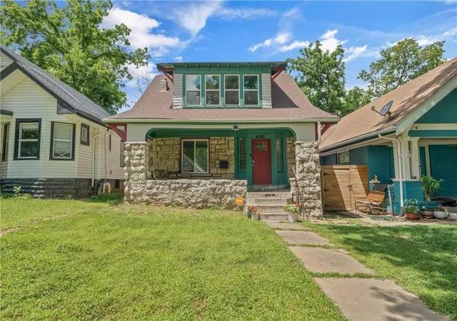 Photo 1 of Single family home for sale at 4008 S Benton Ave, Kansas City, MO 64130 | MLS# 2632488 | Listing updated on 2026-07-27