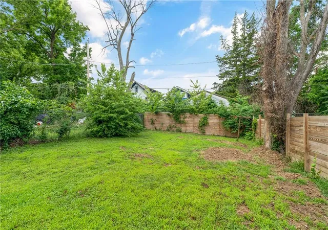 Photo 34 of Single family home for sale at 4008 S Benton Ave, Kansas City, MO 64130 | MLS# 2632488 | Listing updated on 2026-07-27