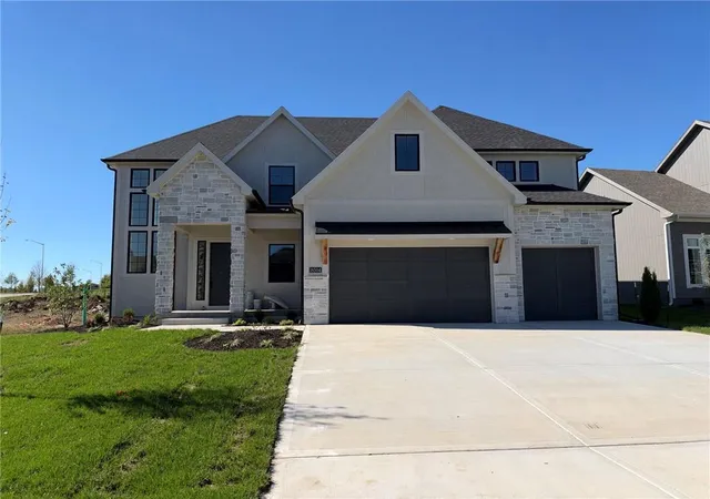 Photo 3 of Single family home for sale at 18504 Windsor St, Overland Park, KS 66085 | MLS# 2632491 | Listing updated on 2026-10-05