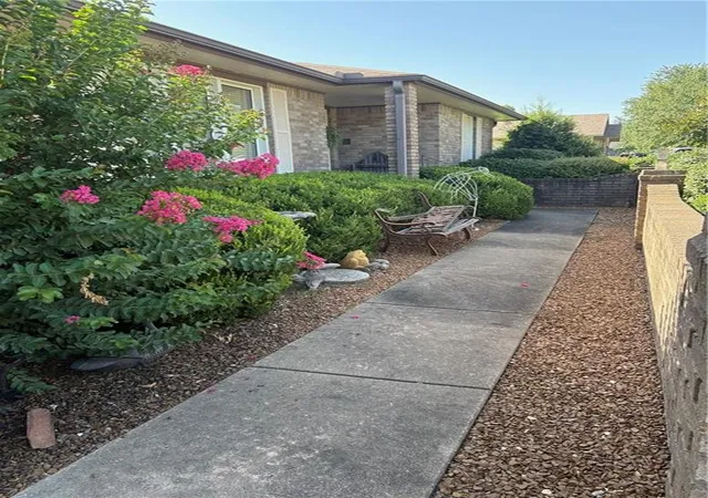 Photo 2 of Sale Pending at 3100 Regency Dr, Independence, KS 67301 | MLS# 2632493 | Listing updated on 2026-09-01
