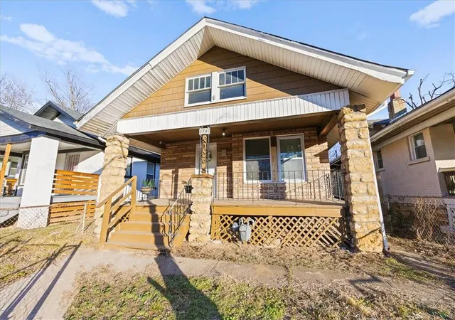 29th image of 3741 Olive St, Kansas City, MO 64109 | MLS# 2632495