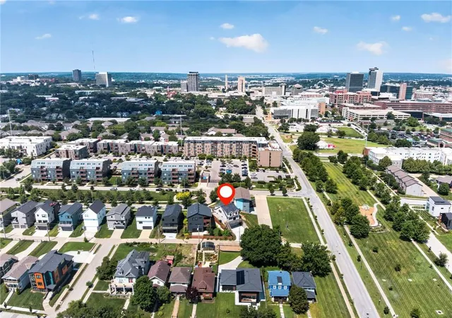 Photo 39 of Single family home for sale at 2511 Forest Ave, Kansas City, MO 64108 | MLS# 2632497 | Listing updated on 2026-07-22