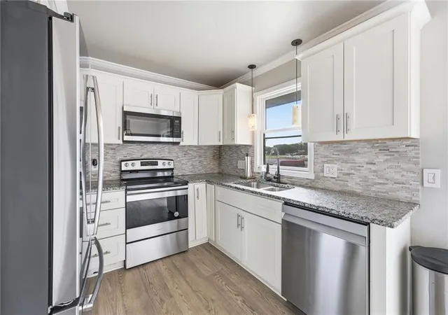 Photo 3 of Sale Pending at 505 S 5th Terrace, Odessa, MO 64076 | MLS# 2632505 | Listing updated on 2026-09-12