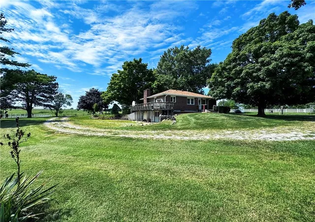 Photo 3 of Sale Pending at 22217 S Victory Rd, Spring Hill, KS 66083 | MLS# 2632507 | Listing updated on 2026-10-04