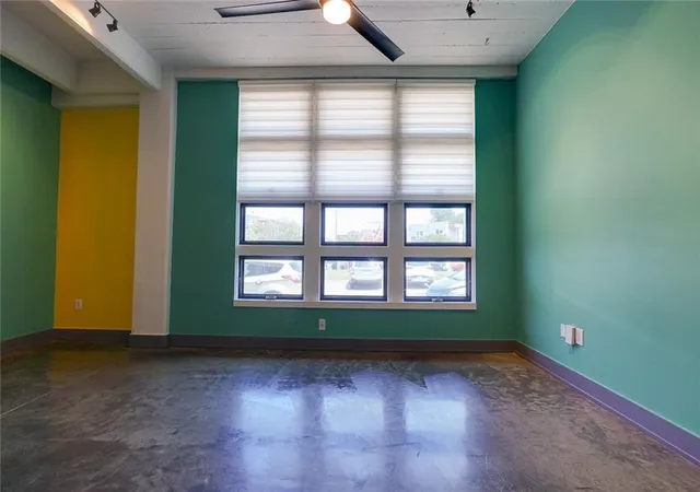 Photo 4 of Condo for sale at 3001 Gillham Rd #102, Kansas City, MO 64108 | MLS# 2632516 | Listing updated on 2026-07-29
