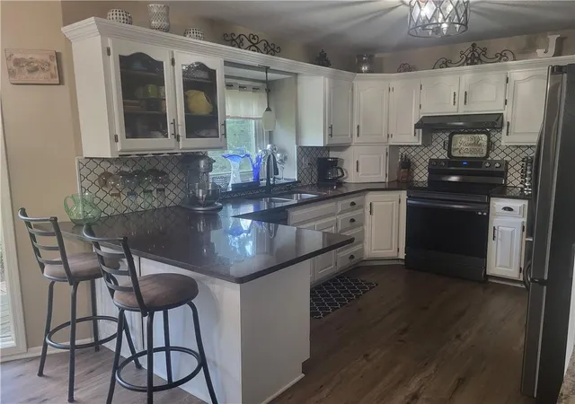 Photo 4 of Single family home for sale at 822 SW Lighthouse Point, Lees Summit, MO 64082 | MLS# 2632522 | Listing updated on 2026-08-13