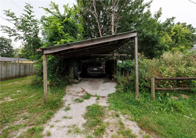 21st image of 1420 N 4th St, Neodesha, KS 66757 | MLS# 2632526