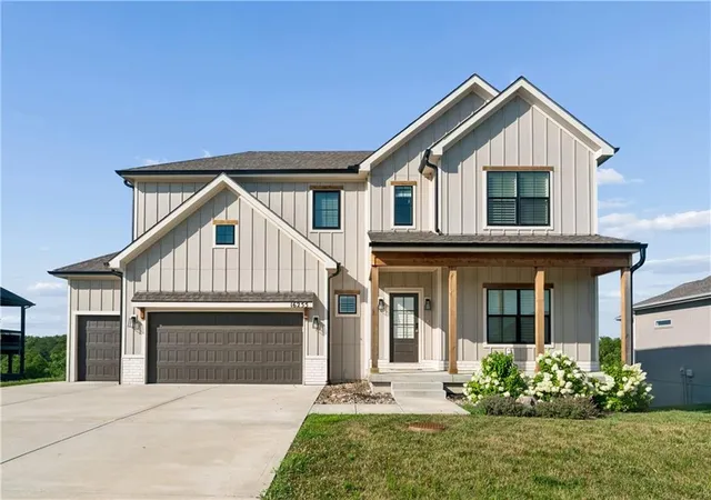 Photo 1 of Single family home for sale at 16255 Nw 123rd Street, Platte City, MO 64079 | MLS# 2632529 | Listing updated on 2026-08-27