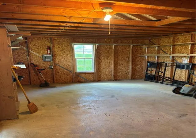 35th image of 2405 E Mechanic St, Harrisonville, MO 64701 | MLS# 2632532