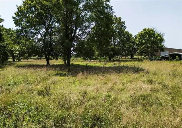 48th image of 18720 800 Rd, Altoona, KS 66710 | MLS# 2632548