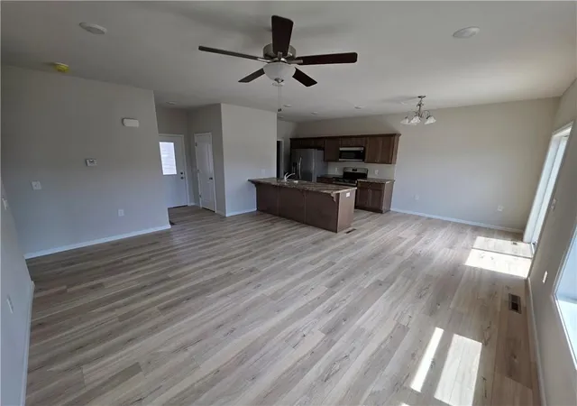 Photo 3 of Single family home for sale at 507 Pearl Ave, Independence, KS 67301 | MLS# 2632550 | Listing updated on 2026-07-22