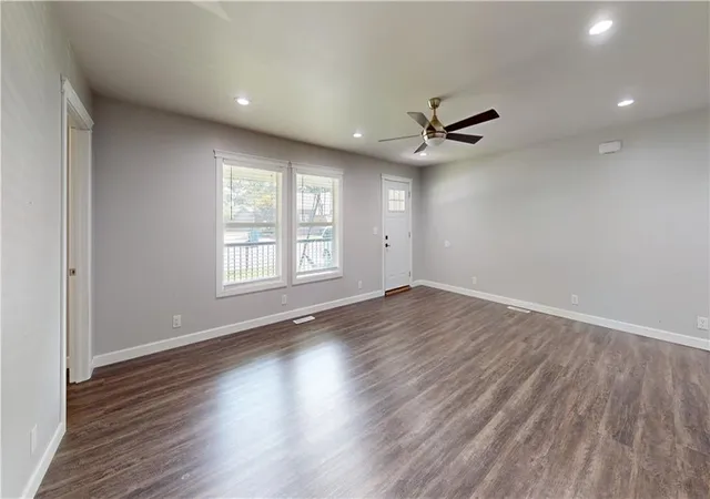 Photo 3 of Sale Pending at 104 E 2nd Street, Lamar, MO 64759 | MLS# 2632570 | Listing updated on 2026-08-27